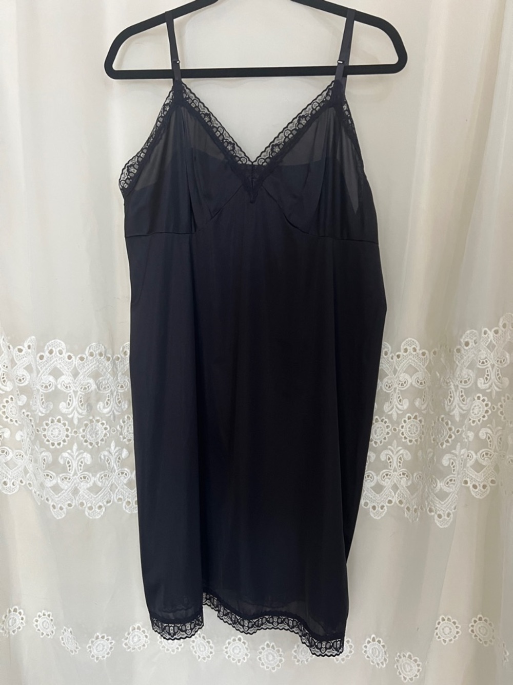 VTG 90s Vanity Fair Lace Trim Full Slip Mid Dress XXL 42 Nylon Knee Length Black